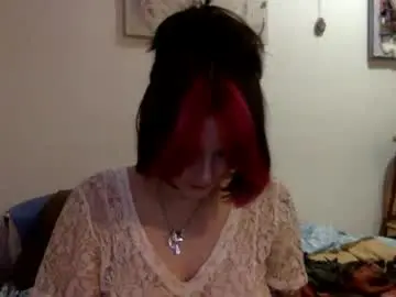 Tigerlily228  live sex cam