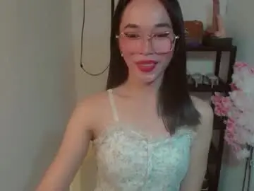 Vivahotbabessandra  live sex cam