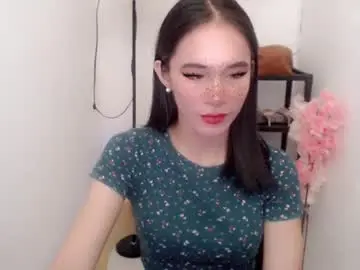 Vivahotbabessandra  live sex cam