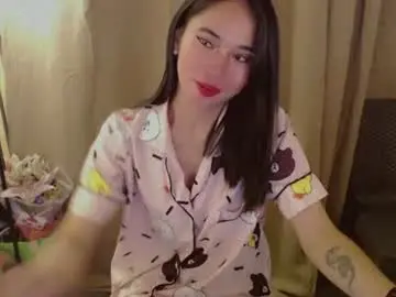 Vivahotbabessandra  live sex cam