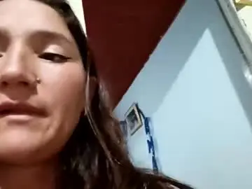 Culumbiacandy  live sex cam