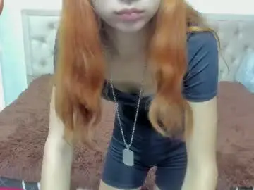 Leslieanddrako  live sex cam