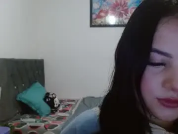 Naughtyplayass  live sex cam