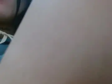 Naughtyplayass  live sex cam