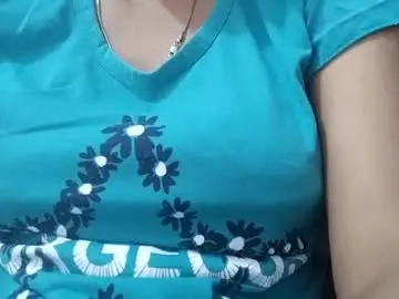 Rava_sexy  live sex cam