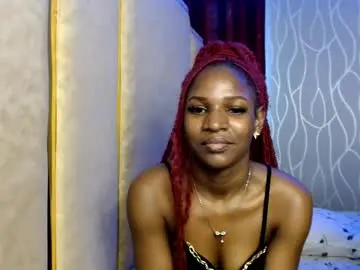 Raven_luxe  live sex cam