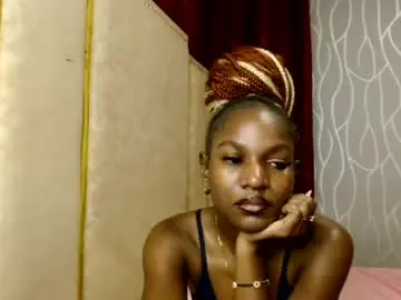 Raven_luxe  live sex cam