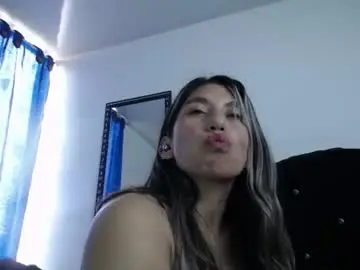 Sweet_skylove_  live sex cam