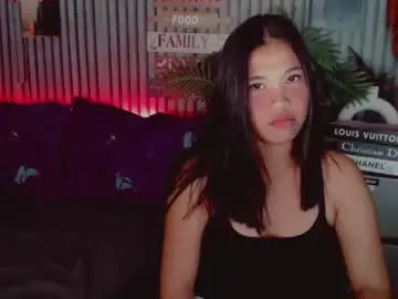 Urasian_pinay_gurl  live sex cam