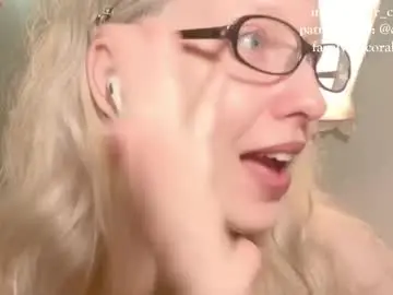 Your_coraline_  live sex cam