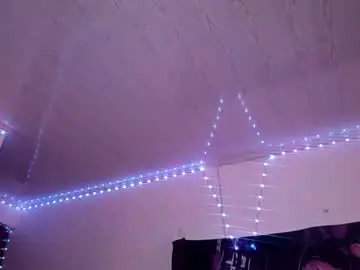 Ambervelvetx  live sex cam