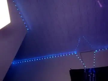 Ambervelvetx  live sex cam