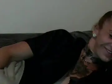 Bosslady99  live sex cam