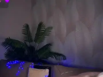 Deannmaslen  live sex cam