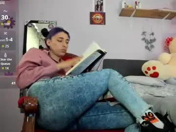 Leynamadrigal  live sex cam