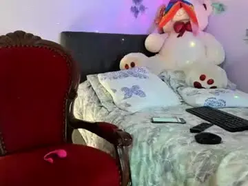 Leynamadrigal  live sex cam