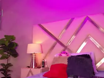 Malaikabrown  live sex cam