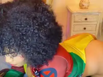 Malaikabrown  live sex cam