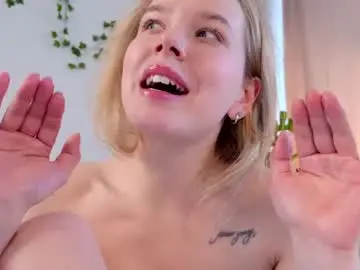 Milly_shy  live sex cam