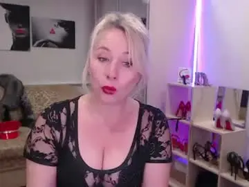 Mistress_milfa  live sex cam