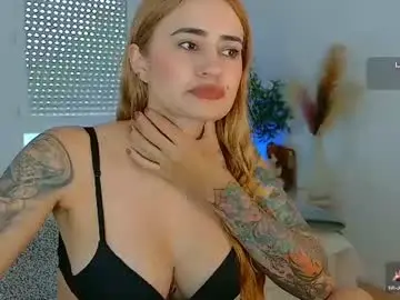 Pennyy__  live sex cam