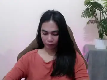 Urasian_erica  live sex cam