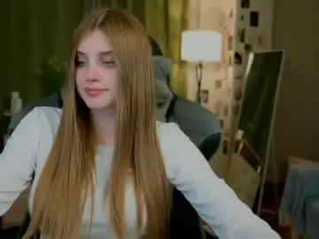 Yourbeautyarya  live sex cam