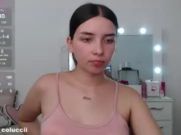 Aratna_coluccii  live sex cam