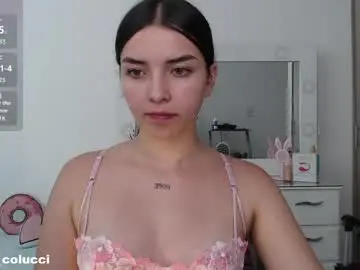 Aratna_coluccii  live sex cam