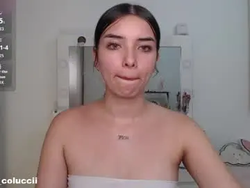 Aratna_coluccii  live sex cam