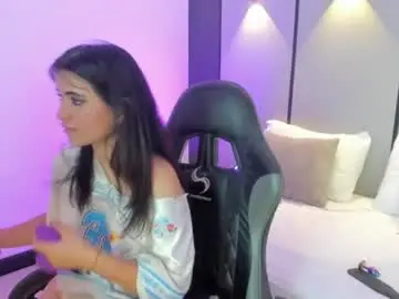 Astrid_ferrani  live sex cam