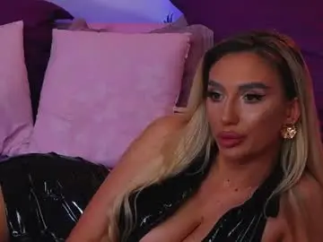 Dalidaselena  live sex cam