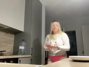 Emberbunny  live sex cam