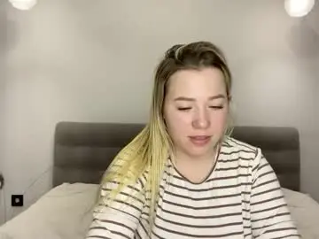 Emberbunny  live sex cam