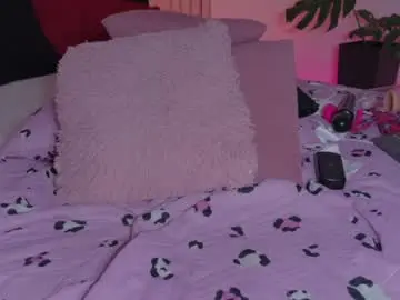 Emy_cole1  live sex cam