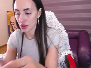 Jeniferstone  live sex cam
