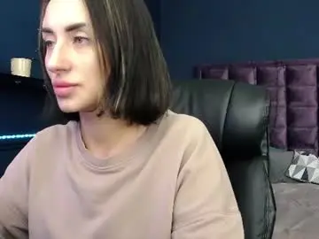 Jeniferstone  live sex cam