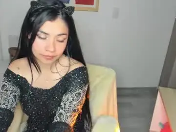 Lauryn_chills  live sex cam
