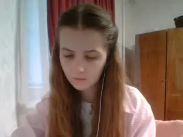 Lovettaarras  live sex cam