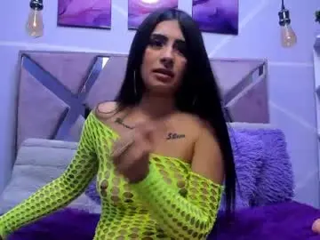 Lucy_frox  live sex cam