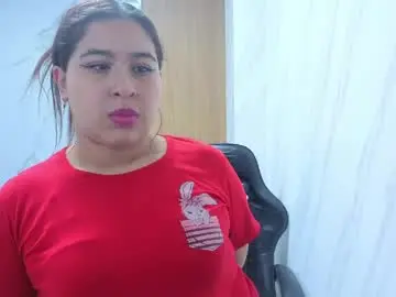 Lunafemme_tf  live sex cam