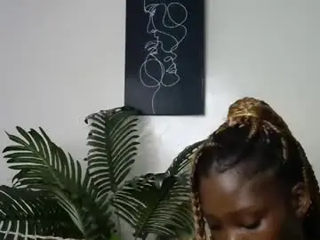 Lunar_chocolate000  live sex cam