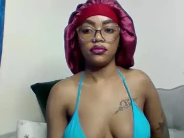 Pettite_babe  live sex cam