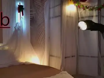 Skyeyes__  live sex cam