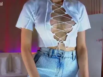 Yungtessa  live sex cam