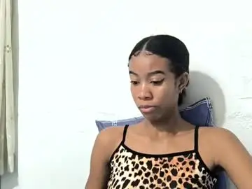 Amah17  live sex cam