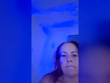Bellabadgrl  live sex cam