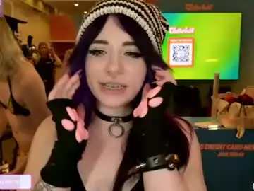 Crimsonkitten  live sex cam