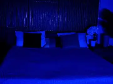 Cutemirage  live sex cam