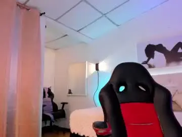 Houseigth_  live sex cam